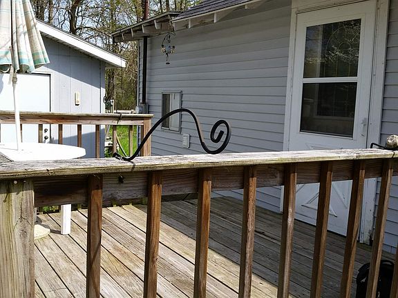 3rd image of 8224 N Eureka Dr