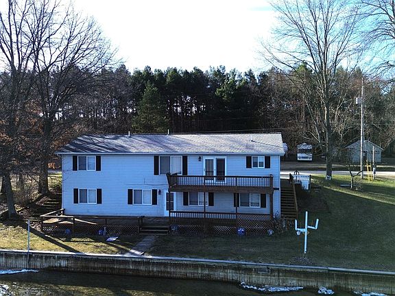2nd image of 571 S Bass Lake Dr