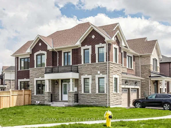 1 George Roman Ave, Markham, ON L6C 3L9