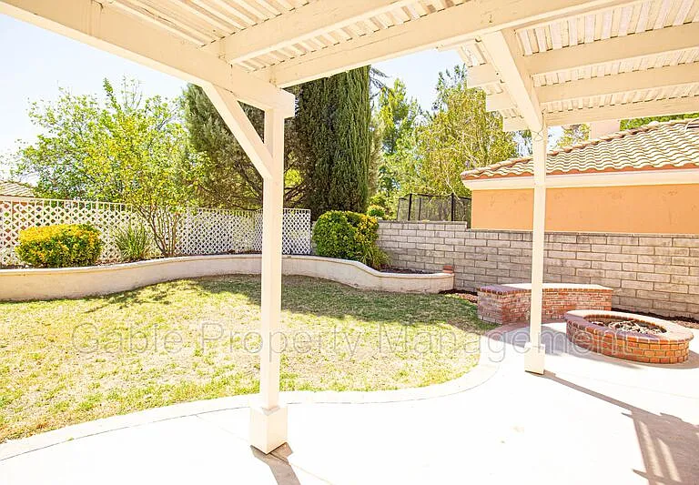 25804 Dickens Ct — Photo 28