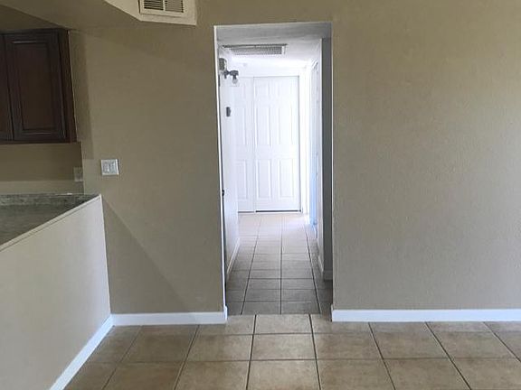 5th image of 4910 W Puget Ave