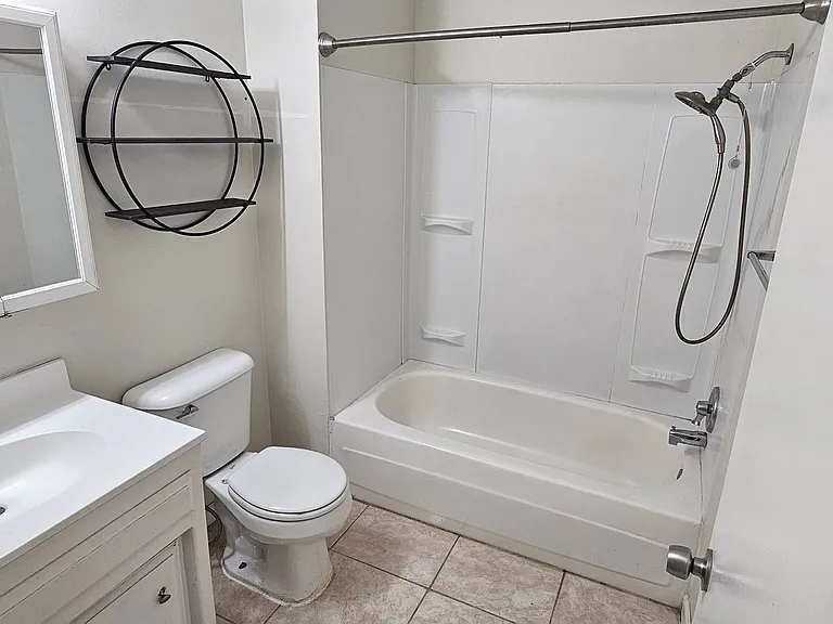 812 Kinnett Ave — Photo 8