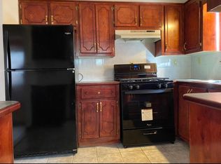 539 Hicks St #2, Fall River, MA 02724