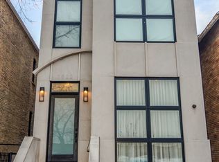 1622 W Nelson St, Chicago, IL 60657