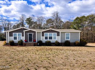 1100 Ozzie Rd, Clinton, NC 28328