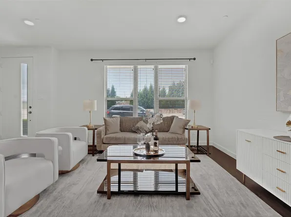 432 Texas Dr, Plano, TX 75075