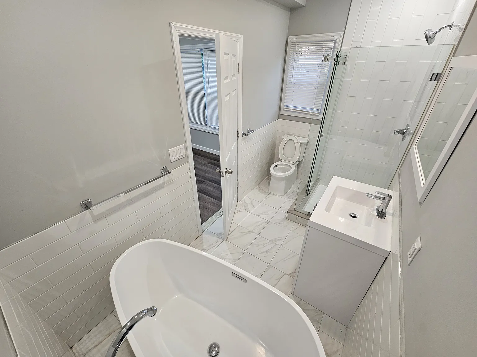 340 Hamilton Ave — Photo 2