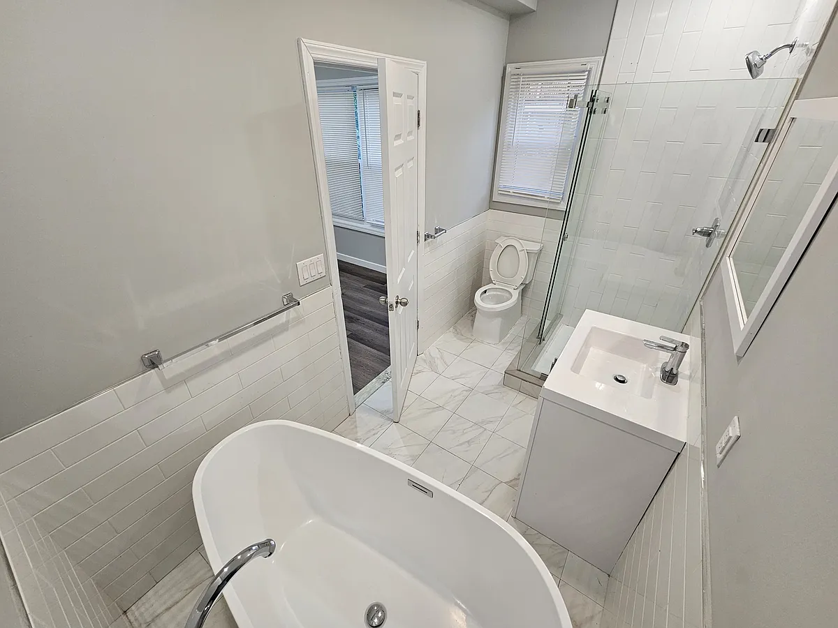 Building Photo - 340 Hamilton Ave #2