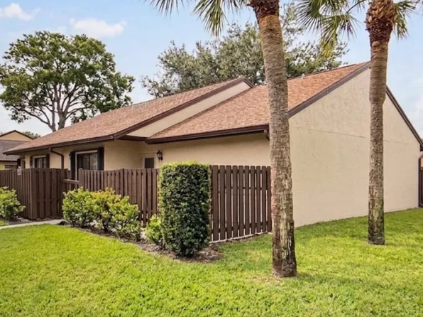 1017 Green Pine Boulevard #H, West Palm Beach, FL 33409
