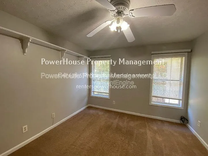 605 Suwanee Lakes Cir — Photo 33