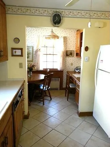 111 Johnson Ave photo 1