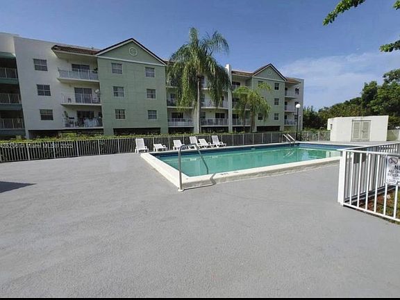 4th image of 20918 SW 81st Pl #215
