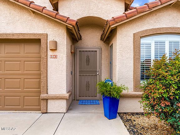 3rd image of 6943 W Harcuvar Dr
