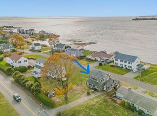 178 Shore Rd, Waterford, CT 06385