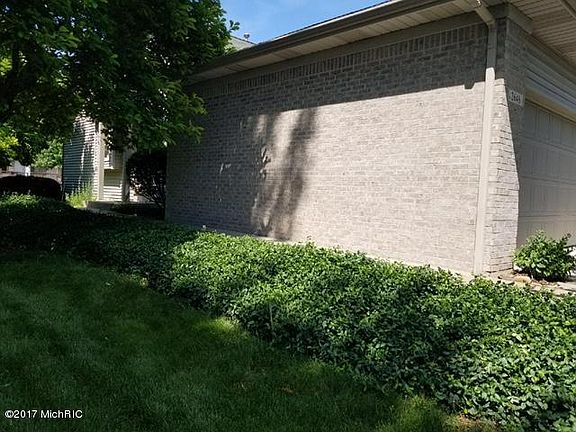 3rd image of 2648 Falcon Woods Dr NW #30