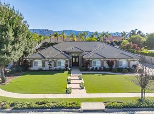 974 Alexandra Dr, Corona, CA 92881