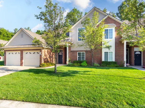 14386 Shadywood Dr, Sterling Heights, MI 48312