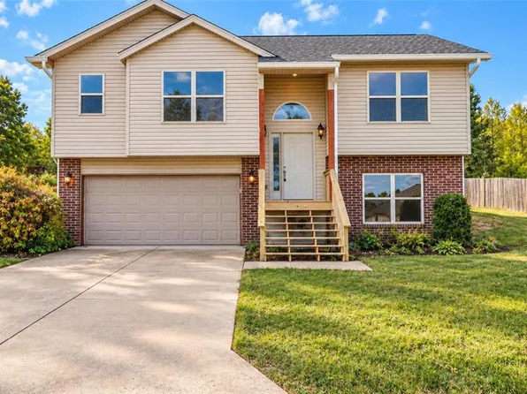 20263 Havana Ln, Saint Robert, MO 65584