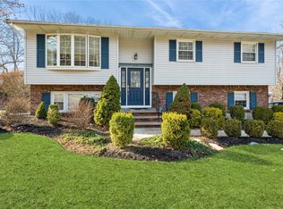 910 Ashland St, Valley Cottage, NY 10989