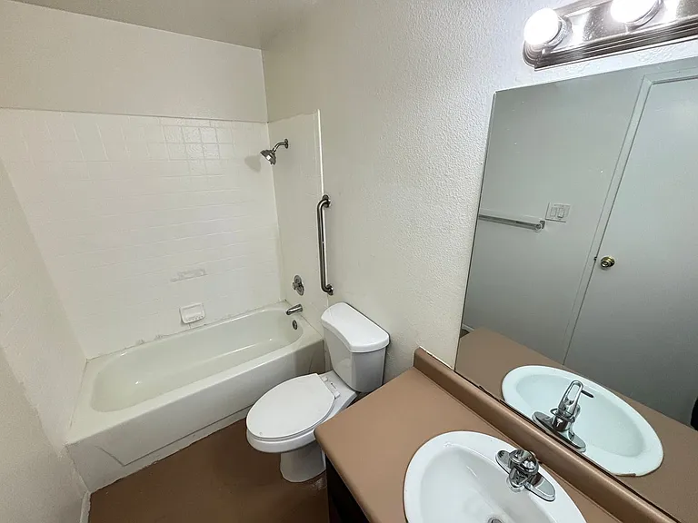 6940 Hopkins Dr #A — Photo 20