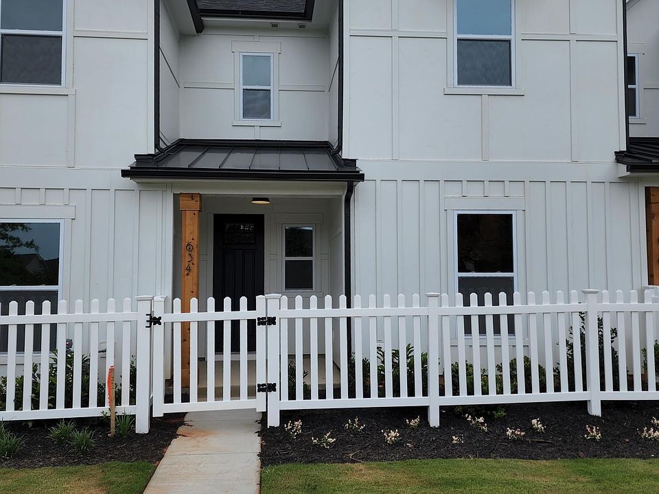 1st image of 634 Herlong Ave #95