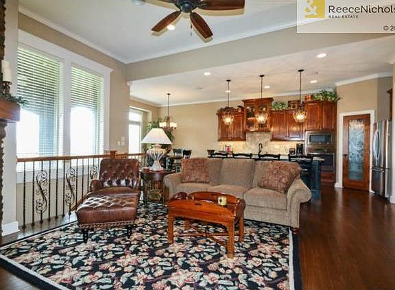 4th image of 10015 Millstone Dr