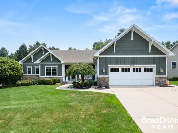 4710 Firefly Dr NE, Grand Rapids, MI 49525
