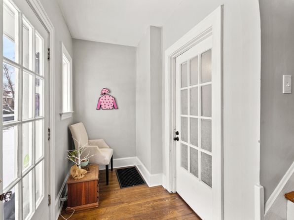 lexington-kentucky-77559438 picture