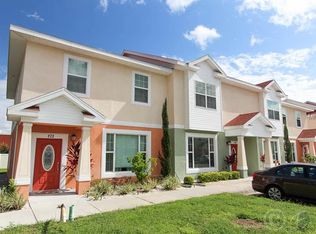 175 Alexander Woods Dr, Plant City, FL 33563
