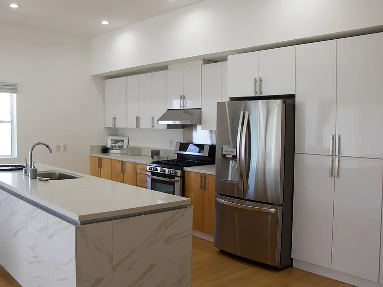3847 Oakfield Dr — Photo 2
