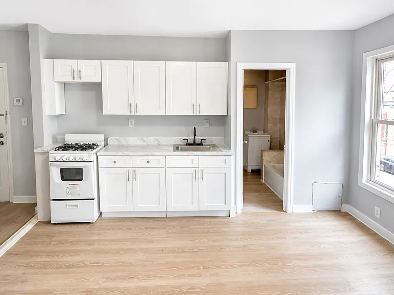 198 Parker St #2AA — Photo 1