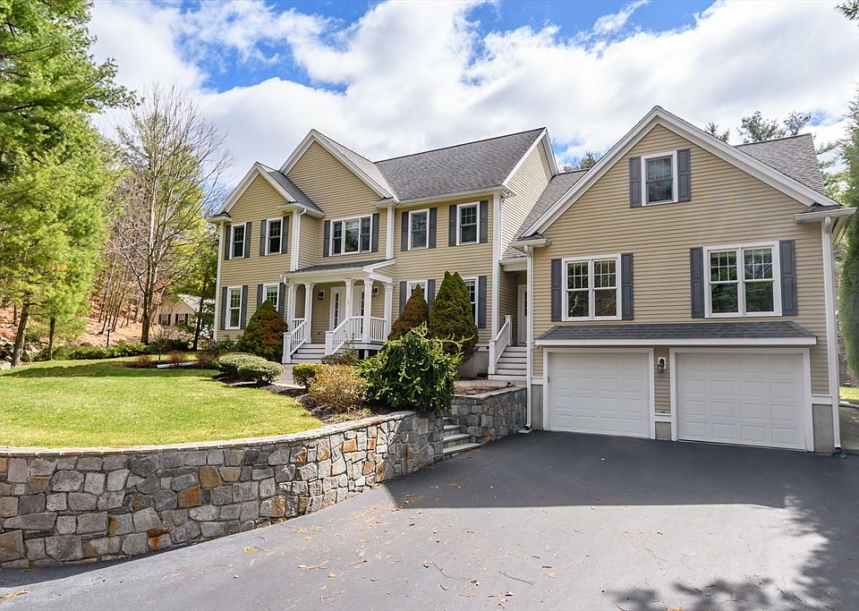1st image of 25 Blueberry Ln