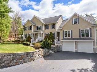 25 Blueberry Ln, Westwood, MA 02090