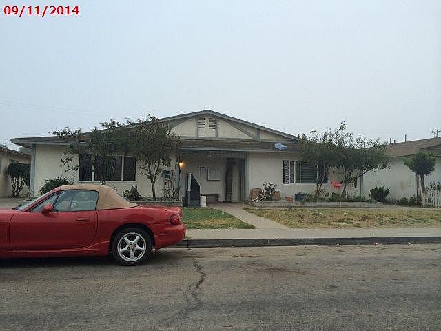 1st image of 214 W Roschelle Ln