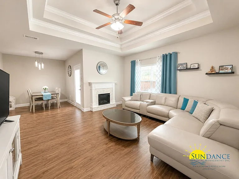 670 Teal St — Photo 4