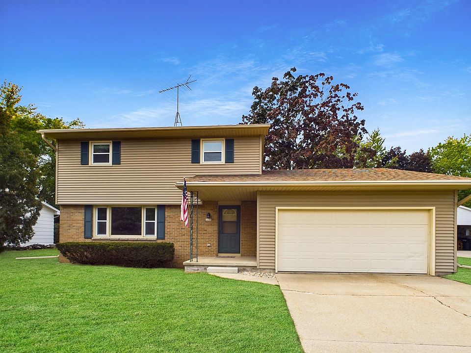 1235 S Westhaven Dr, Oshkosh, WI 54904 Zillow