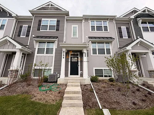 8754 Clover Ln Photo 1