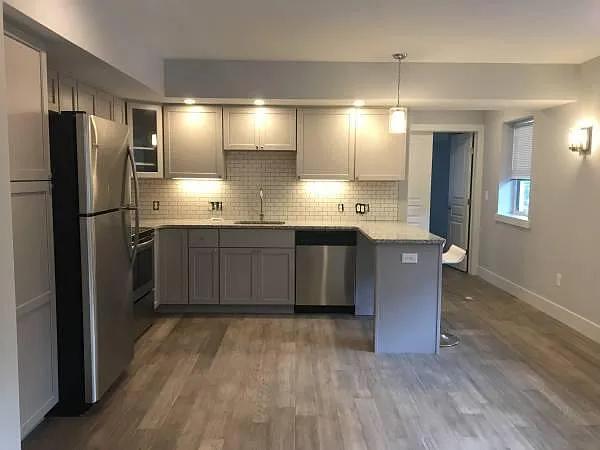1 bed, $1,820 — Photo 2