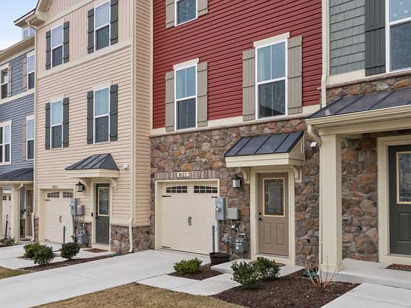 2nd image of 8123 Hickory Hollow Dr