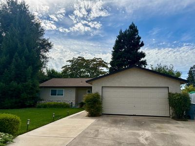 1212 Cindy Ct, Oakdale, CA, 95361