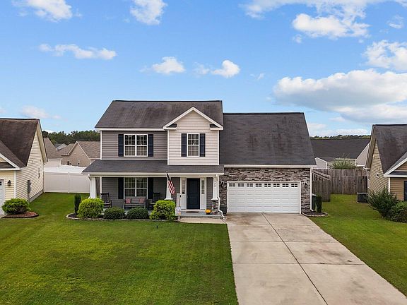 5th image of 520 Arbor Drive