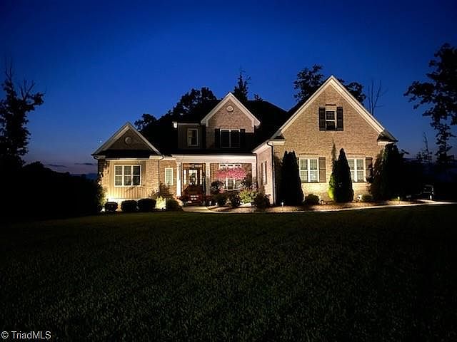 1st image of 7811 Green Pond Dr