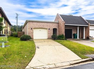 133 Castle Row APT A, Lafayette, LA 70506