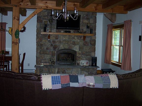 4th image of 104 Kings Ridge Rd