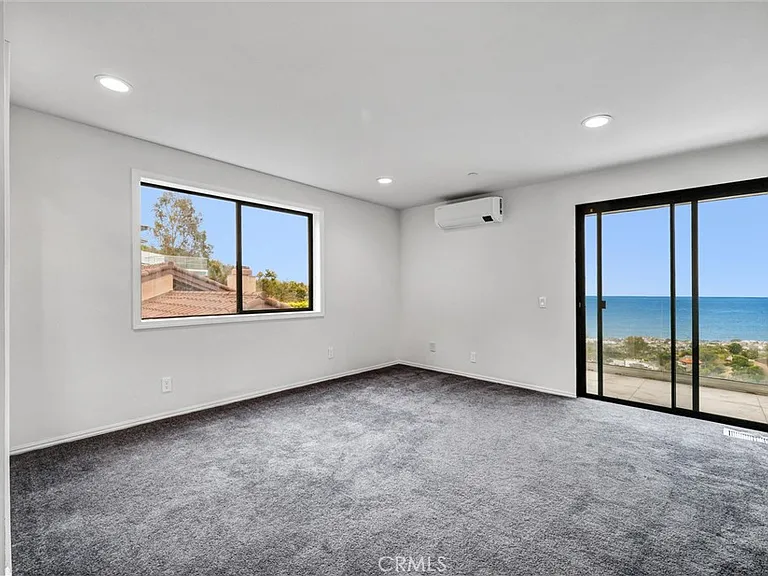 1360 Baja St #A — Photo 15