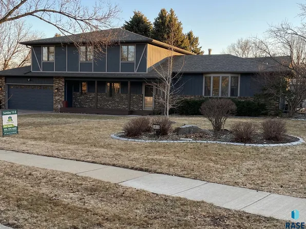5913 W 27th St, Sioux Falls, SD 57106