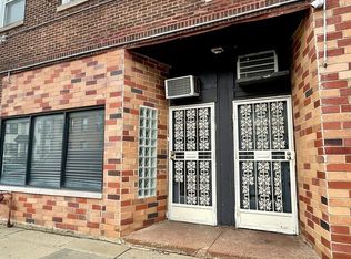 3072 E 79th St #2, Chicago, IL 60649
