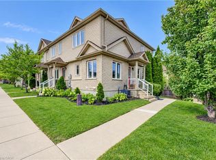 10 Foxglove Cres #40, Kitchener, ON N2E0E1