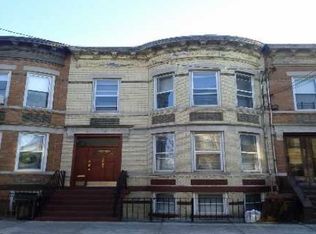 6066 67th Ave, Ridgewood, NY 11385