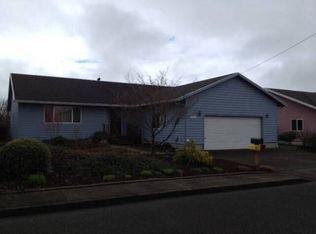 814 Beachwood Ave, Tillamook, OR 97141